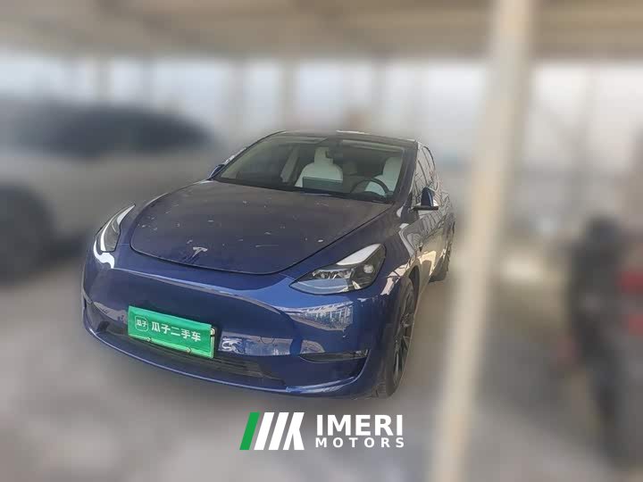 Tesla Model Y Standard Range RWD