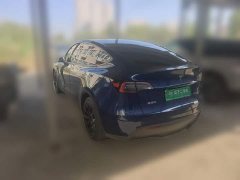 Tesla Model Y Standard Range RWD - ფოტო 4