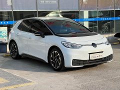 Volkswagen ID.3 Outstanding Edition - ფოტო 1