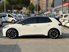 Volkswagen ID.3 Outstanding Edition - ფოტო 11
