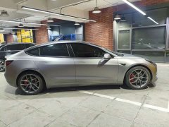Tesla Model 3 Performance All-Wheel Drive - ფოტო 5