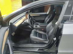 Tesla Model 3 Performance All-Wheel Drive - ფოტო 9