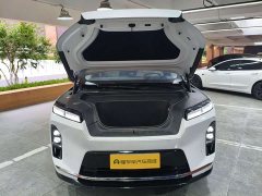 NIO ES8 2026 Six-Seat Executive Luxury Edition - ფოტო 18