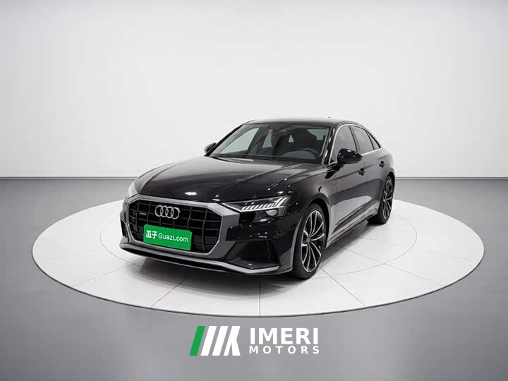 Audi Q8 55 TFSI Luxury Sport