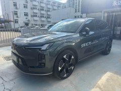 Volvo XC70 Plug-in Hybrid 2026 All-Wheel Drive Extended Range Ultra - ფოტო 1