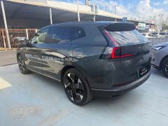 Volvo XC70 Plug-in Hybrid 2026 All-Wheel Drive Extended Range Ultra - ფოტო 11