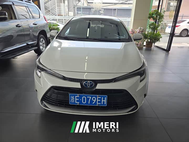 Toyota Corolla Intelligent Hybrid Dual-Engine 1.8L Luxury Edition - ავტომობილი ჩინეთიდან