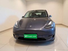Tesla Model Y Rear-Wheel Drive - ფოტო 2