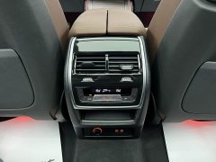 BMW X7 2024 xDrive40i Premier Luxury Package - ფოტო 10