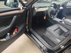 Tesla Model Y Rear-Wheel Drive - ფოტო 12