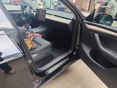 Tesla Model Y Rear-Wheel Drive - ფოტო 19