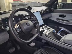 NIO ES8 2020 415KM Six-Seater - ფოტო 11