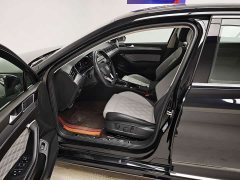 Volkswagen Magotan 2 Million Units Commemorative Edition 330TSI DSG Leading Version - ფოტო 13