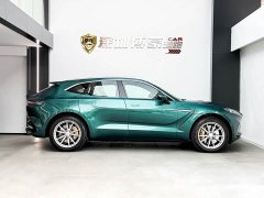 Aston Martin DBX 3.0T Inline-Six - ფოტო 5
