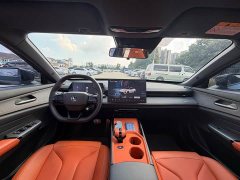 Changan UNI-V Third Generation 1.5T 500Bar Luxury Sport Edition - ფოტო 6