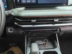 Geely Haoyue L 2.0T DCT Luxury - ფოტო 8
