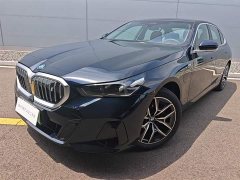 BMW i5 eDrive 35L M Sport Package - ფოტო 1
