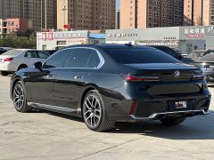 BMW 7 Series 735Li M Sport Package - ფოტო 9