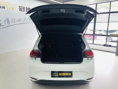 Volkswagen ID.3 Outstanding Edition - ფოტო 13