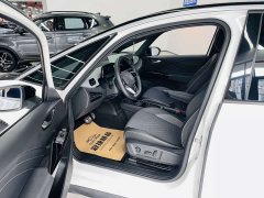 Volkswagen ID.3 Outstanding Edition - ფოტო 4