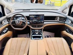 Denza D9 2022 DM-i 970 AWD Flagship - ფოტო 13