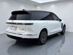 NIO ES8 Six-Seat Executive Luxury Edition - ფოტო 6