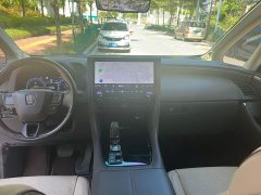 Toyota Vellfire 2024 Crown Hybrid 2.5L Premium Edition - ფოტო 9