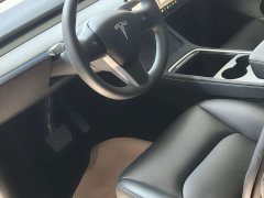 Tesla Model Y Rear-Wheel Drive - ფოტო 4