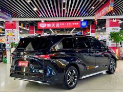 Toyota Grevias 2.5L Hybrid Luxury - ფოტო 4