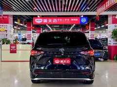 Toyota Grevias 2.5L Hybrid Luxury - ფოტო 7