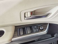 Toyota Sienna 2.5L Hybrid Premium Luxury Edition - ფოტო 5