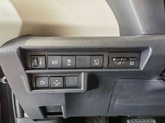 Toyota Sienna 2.5L Hybrid Premium Luxury Edition - ფოტო 6