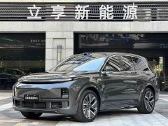 Li Auto L8 Ultra - ფოტო 1