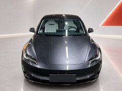 Tesla Model 3 High Performance All-Wheel Drive - ფოტო 2