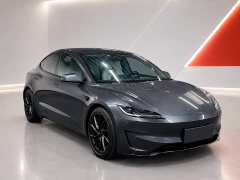 Tesla Model 3 High Performance All-Wheel Drive - ფოტო 3