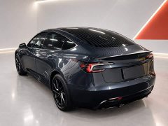 Tesla Model 3 High Performance All-Wheel Drive - ფოტო 4
