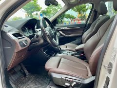 BMW X1 sDrive20Li Premium Edition - ფოტო 4