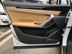 Geely Boyue L 1.5TD DCT Luxury - ფოტო 8