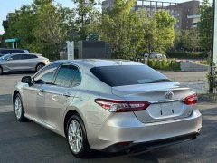 Toyota Camry 2021 2.0G Luxury - ფოტო 4