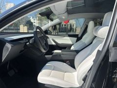 Tesla Model Y Rear-Wheel Drive - ფოტო 4