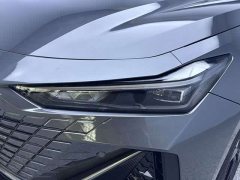 Changan UNI-V iDD 1.5T iDD 113km Smart Cool Edition - ფოტო 7