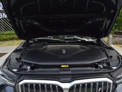 BMW i5 eDrive 35L M Sport Package - ფოტო 12