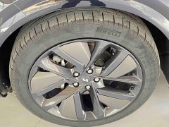 Li Auto L6 2024 Pro - ფოტო 14