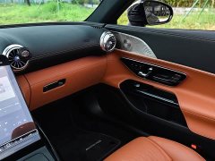 Mercedes-Benz Mercedes-AMG SL 63 4MATIC - ფოტო 10