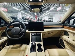 AITO M5 Extended Range Rear-Drive Smart Driving Edition - ფოტო 8