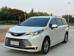 Toyota Sienna 2.5L Hybrid Comfort Edition - ფოტო 1
