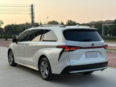 Toyota Sienna 2.5L Hybrid Comfort Edition - ფოტო 9