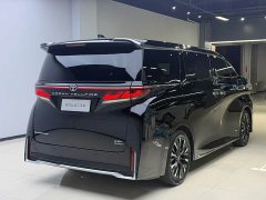Toyota Vellfire Crown Hybrid 2.5L Executive Premier Edition - ფოტო 3