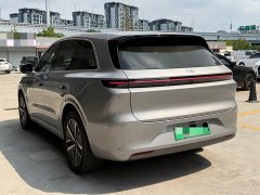Li Auto L6 Max - ფოტო 16