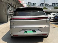 Li Auto L6 Max - ფოტო 17